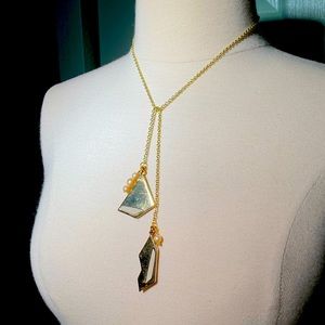 SWAROVSKI ATELIER vintage findings and faux pearl gold tone lariat necklace